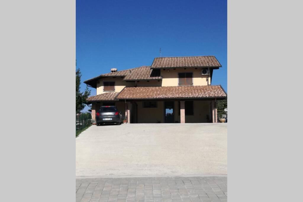 Casa Vacanze Liliana Priocca Kültér fotó